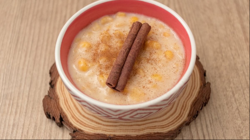 Canjica com leite de coco (Imagem: C.Esmeriz | Shutterstock) 